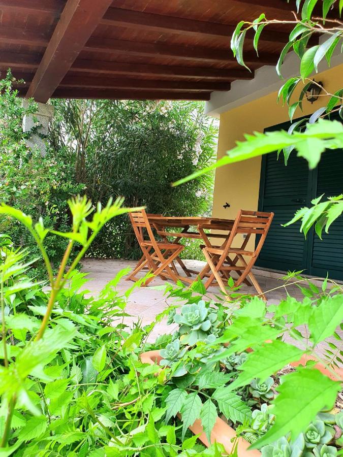 Pareja Apartments Orosei Luaran gambar