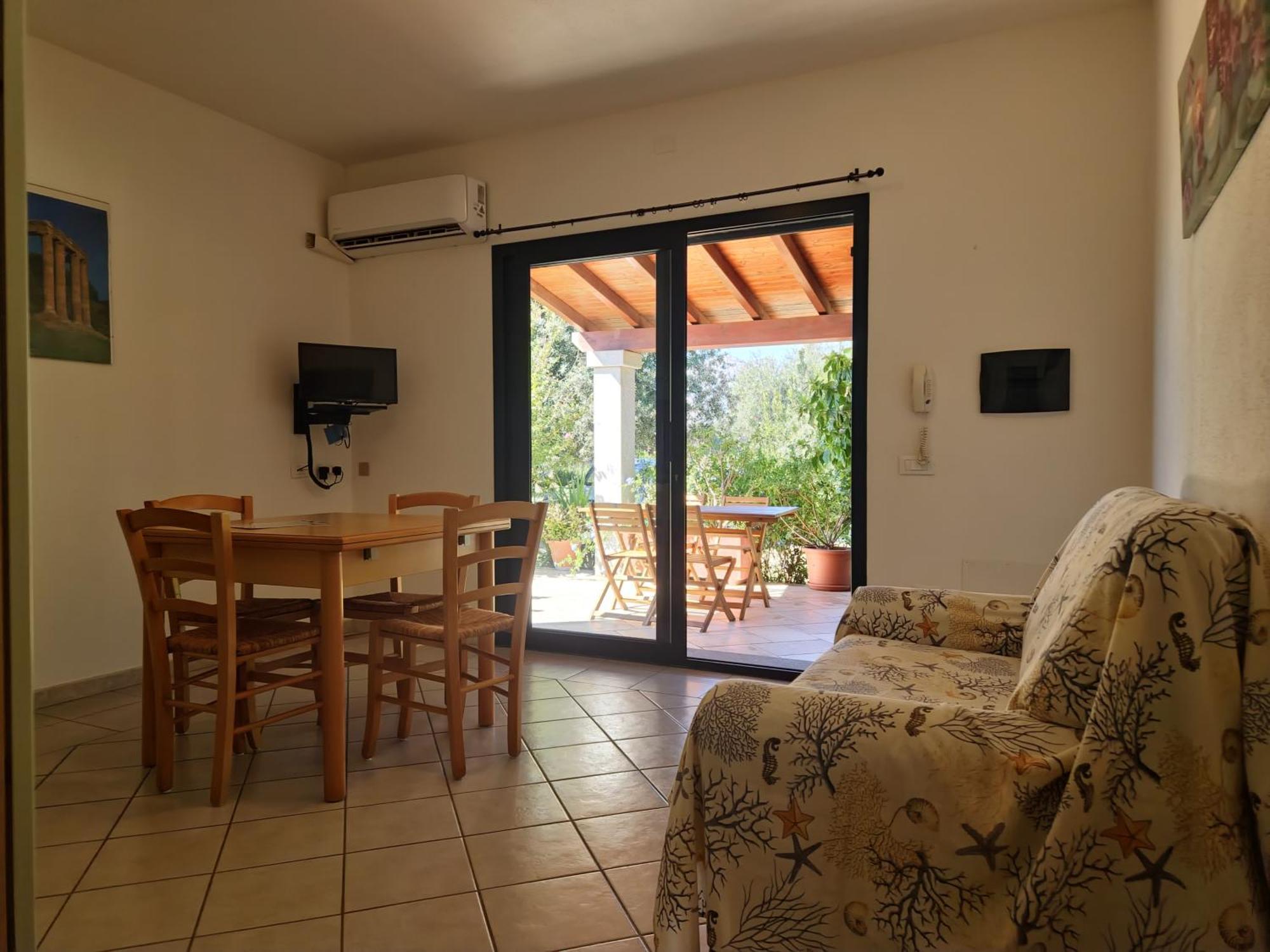 Pareja Apartments Orosei Luaran gambar
